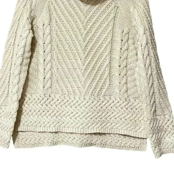 Hem & Thread Turtleneck Cable Sweater Womens Medium Ecru Casual Cozy Winter NWT - Picture 9 of 12
